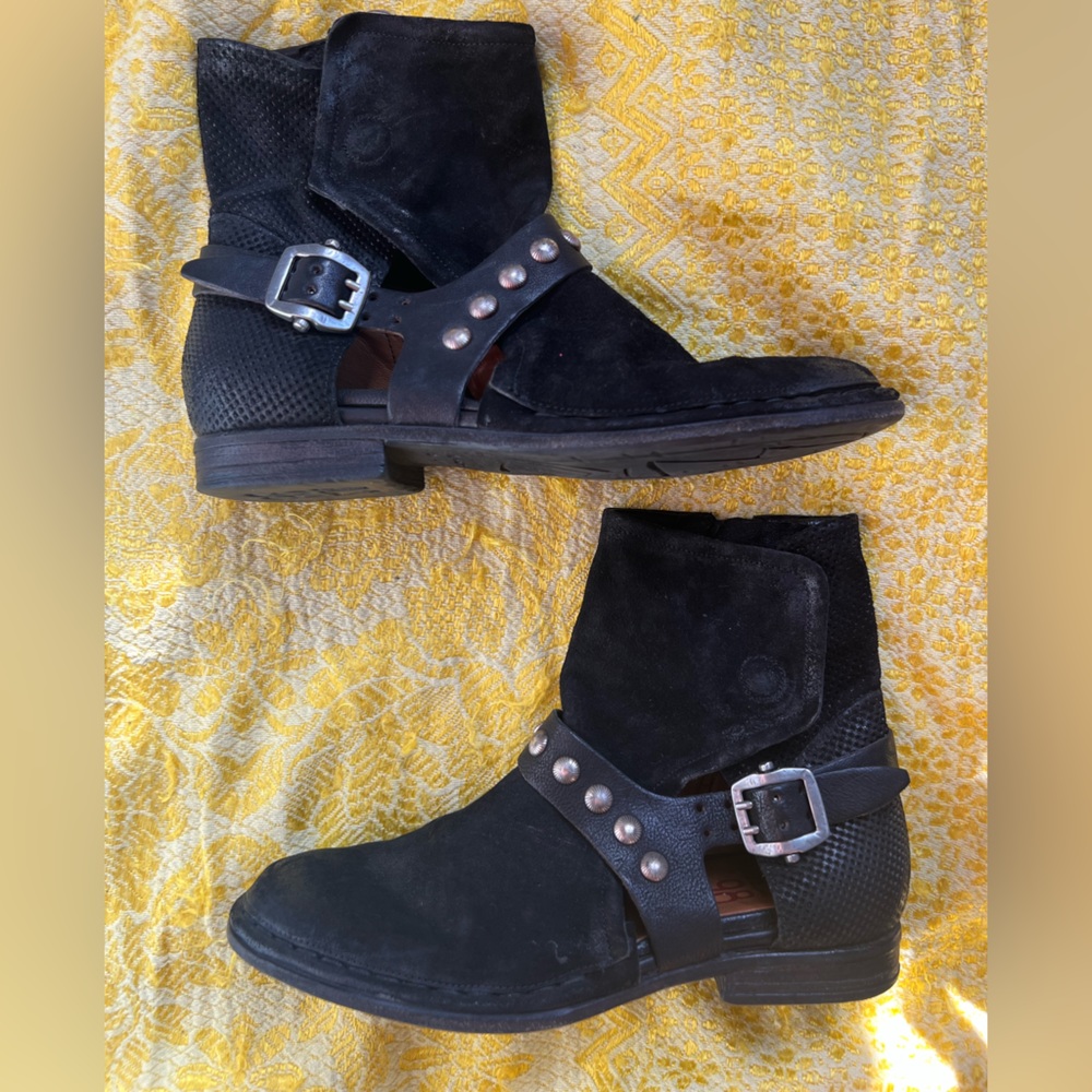 A.S. 98 Black Boots Sz 9.5